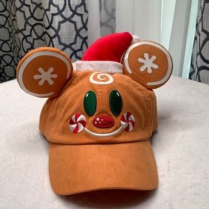 Disney Mickey Gingerbread Man Holiday Cap